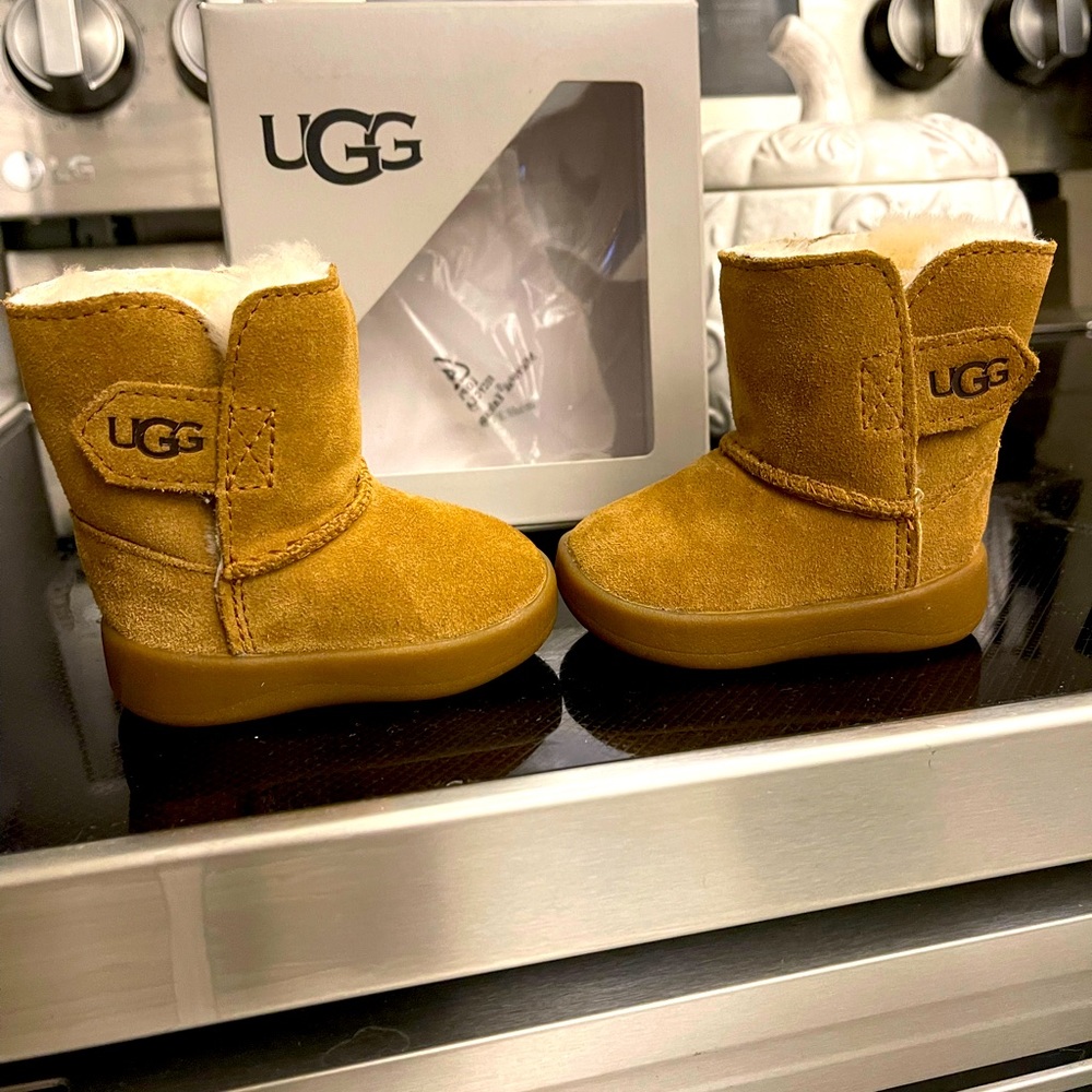Baby Uggs